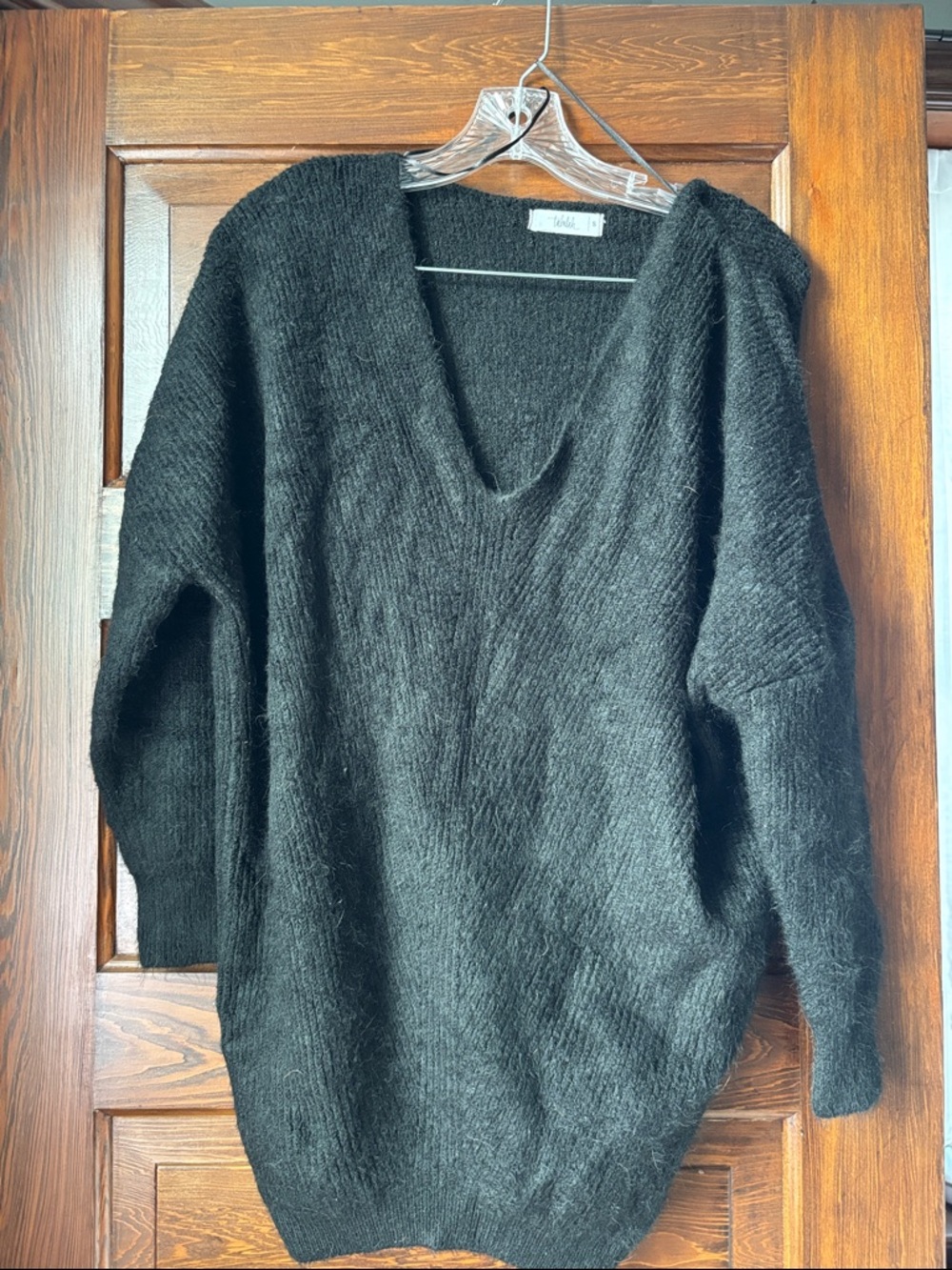 TALULAH Black V-Neck Oversized Knit Sweater